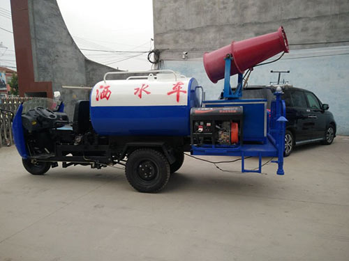 灑水車(chē) 灑水車(chē)